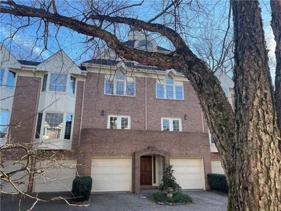 Condo For Sale In Sewickley, Pennsylvania