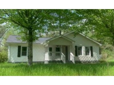 Foreclosure Single-family Home In Deatsville, Alabama