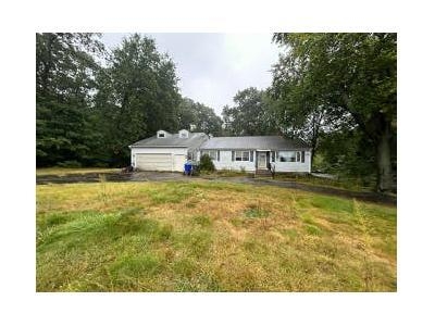 Foreclosure Single-family Home In Newington, Connecticut