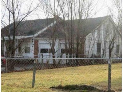 Foreclosure Single-family Home In Radford, Virginia