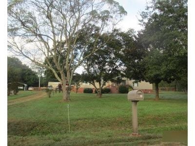 Foreclosure Single-family Home In Statesville, North Carolina