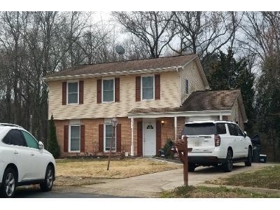 Foreclosure Single-family Home In Waldorf, Maryland