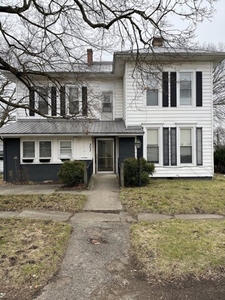 Home For Rent In Covington, Indiana