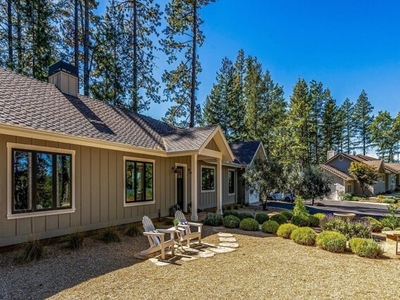 Home For Sale In Angwin, California