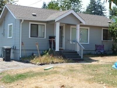 Home For Sale In Bremerton, Washington