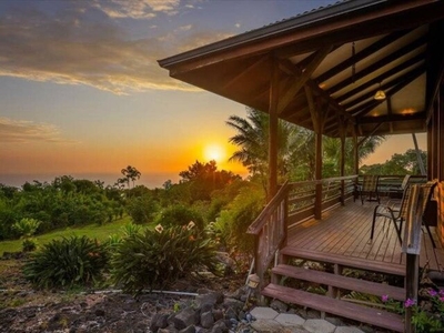 Home For Sale In Captain Cook, Hawaii