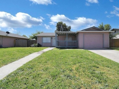 Home For Sale In Gridley, California