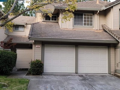 Home For Sale In Hercules, California