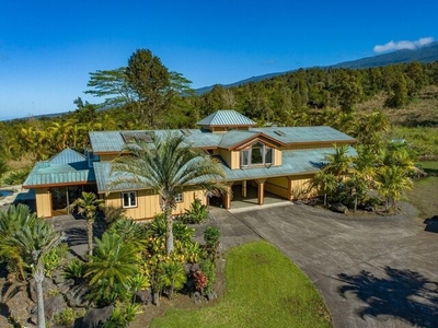 Home For Sale In Holualoa, Hawaii