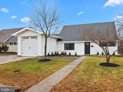 Home For Sale In Levittown, Pennsylvania