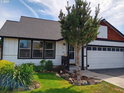 Home For Sale In Madras, Oregon