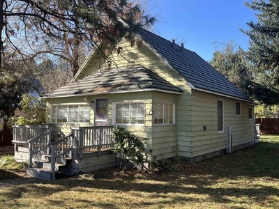 Home For Sale In Mccloud, California