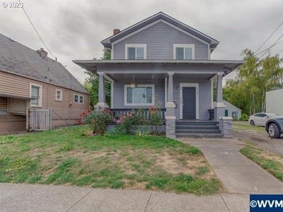 Home For Sale In Salem, Oregon