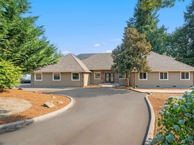 Home For Sale In Salem, Oregon