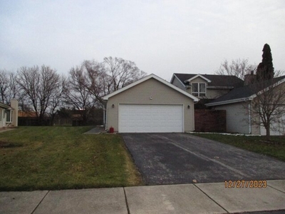 Home For Sale In Schererville, Indiana