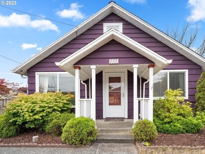 Home For Sale In Seaside, Oregon