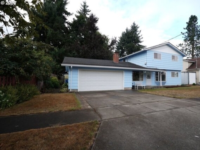 Home For Sale In Stayton, Oregon