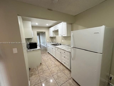 1663 NW 56th Ter #13, Fort Lauderdale, FL 33313