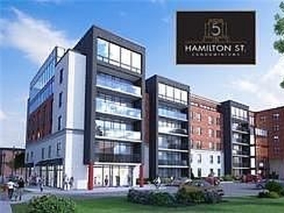 5 Hamilton St N #402, Hamilton, ON L8B 2A4