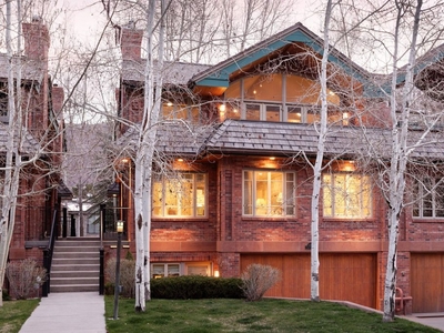 Luxury Townhouse for sale in Aspen, Colorado
